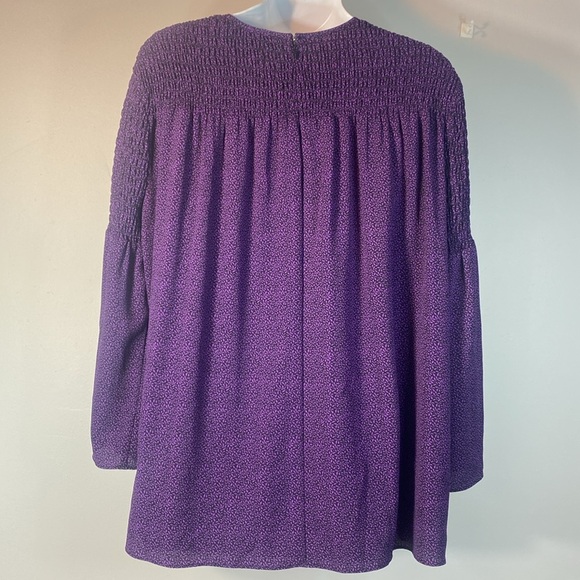 Michael Kors Women’s Purple Smocked Neck blouse Sz Large - Picture 2 of 13